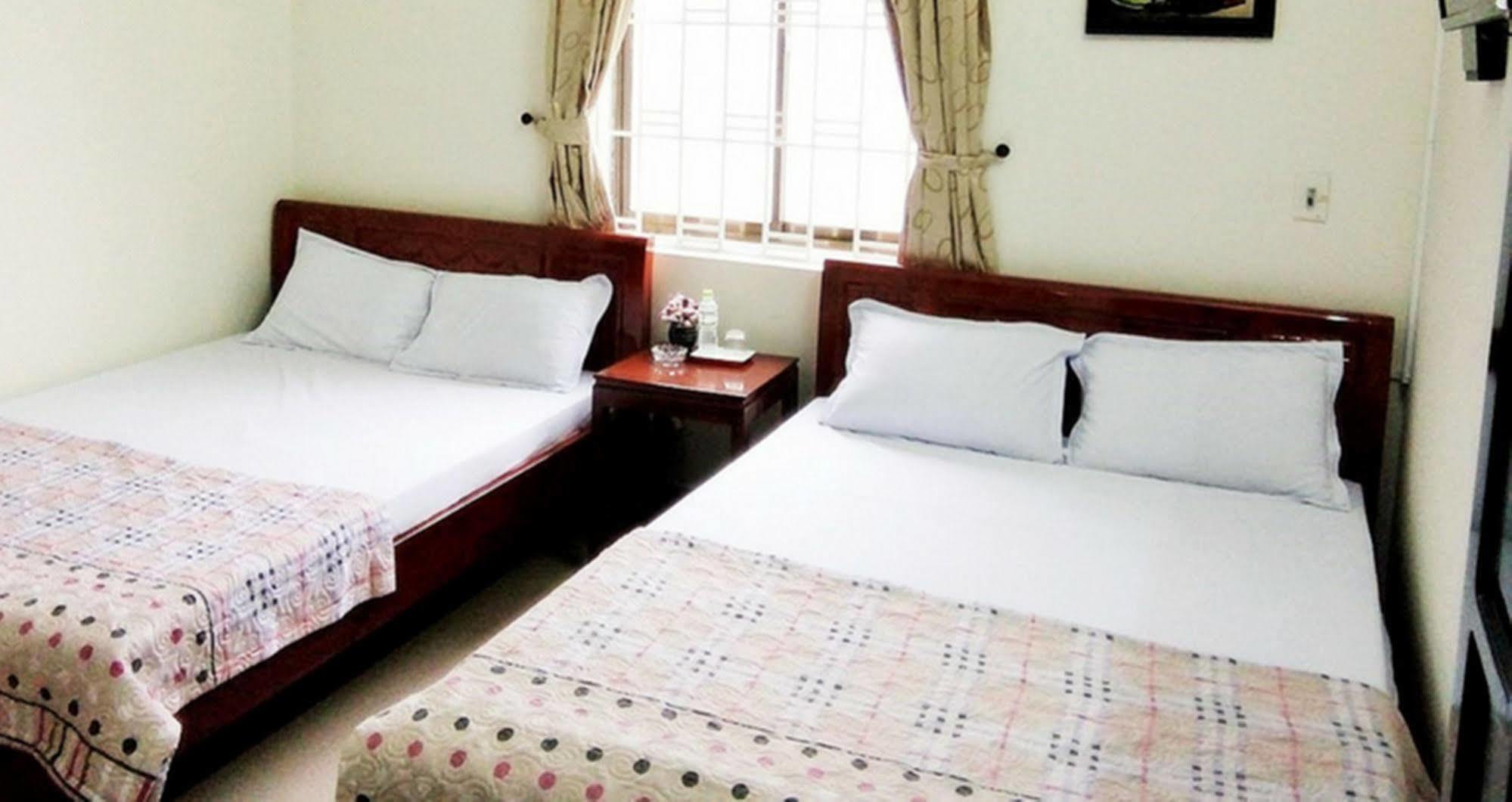 Rubis Hostel Hue Exteriör bild