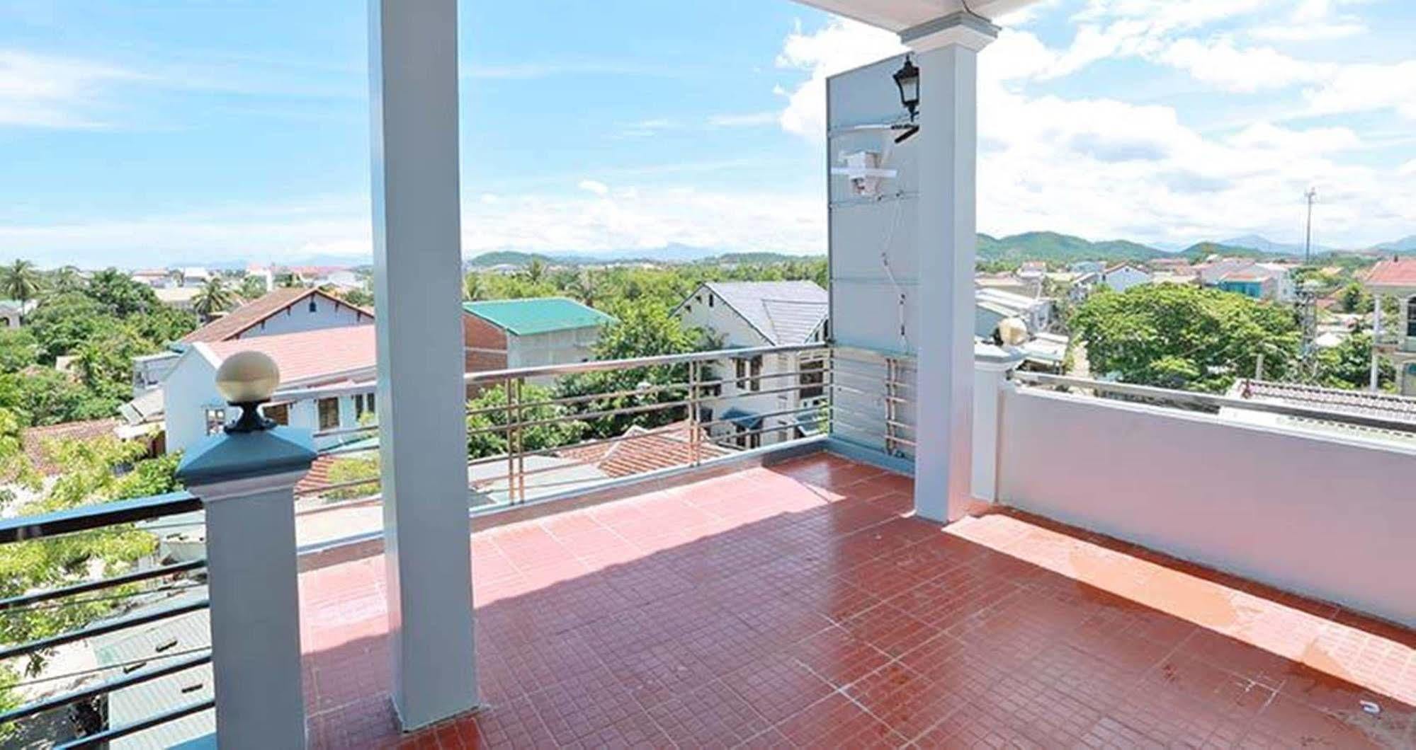 Rubis Hostel Hue Exteriör bild
