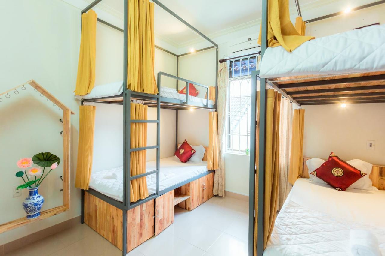 Rubis Hostel Hue Exteriör bild