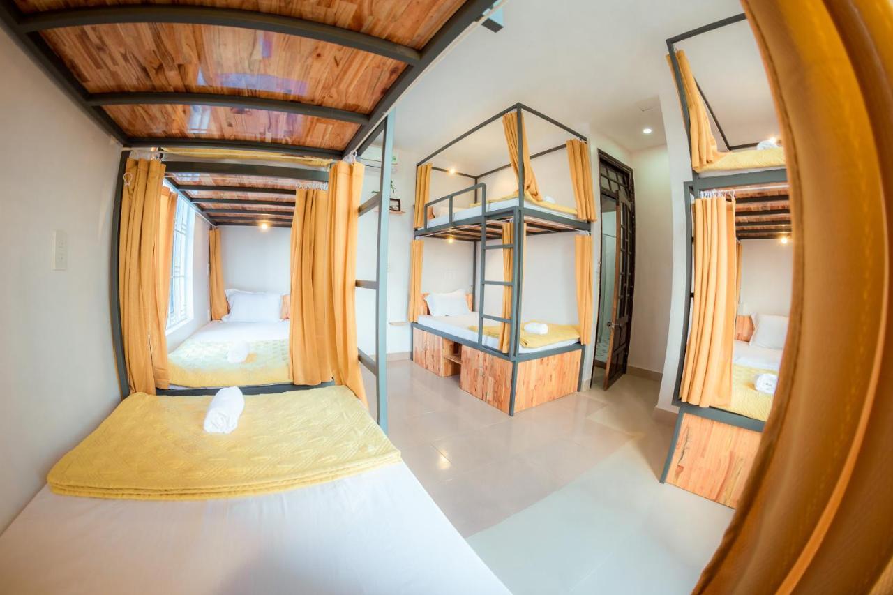 Rubis Hostel Hue Exteriör bild