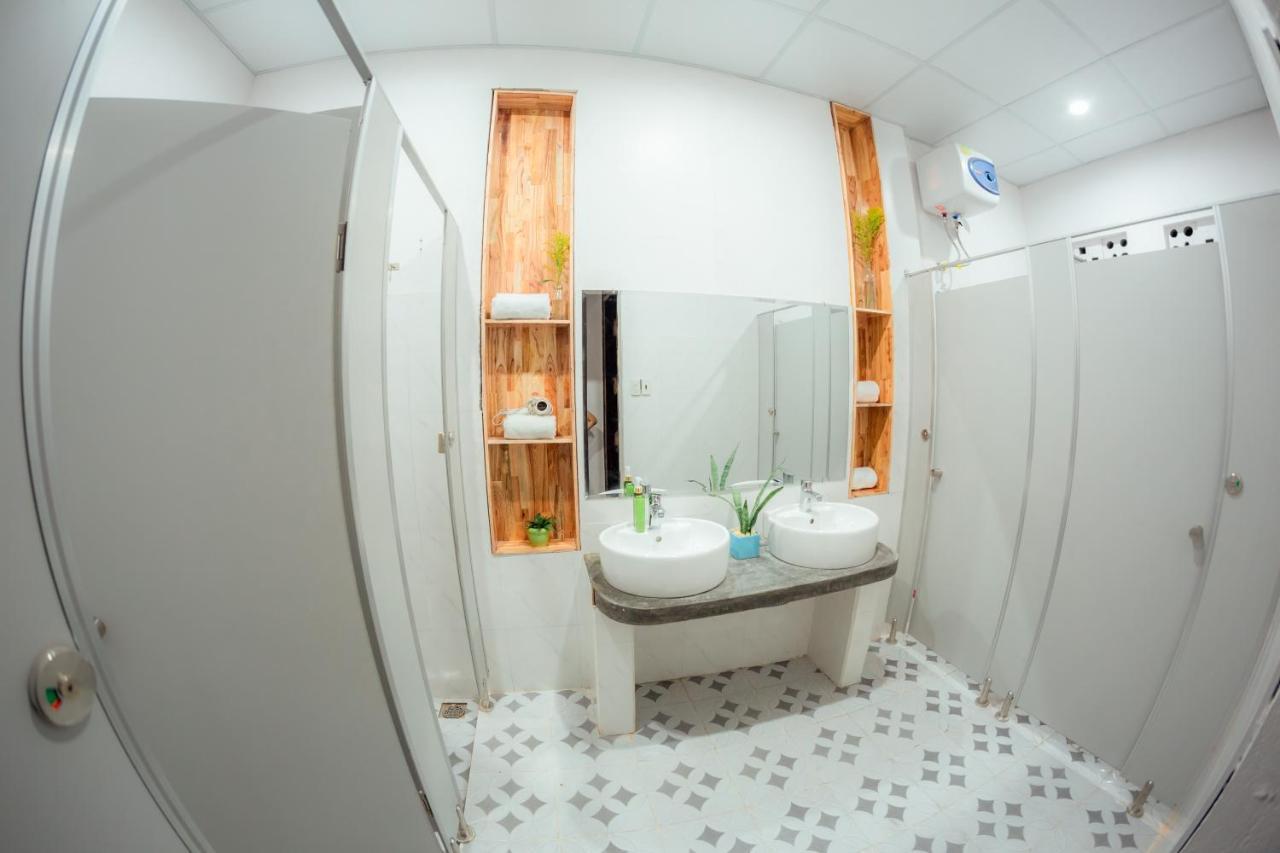 Rubis Hostel Hue Exteriör bild